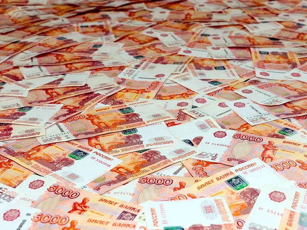 Bir yığın beş bin kâğıt Rus rublesi.