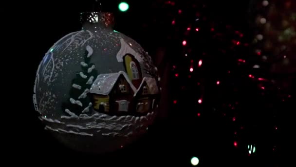 Rotation Lente Jouet Noël Sur Une Branche Pin Décoré Façon — Video