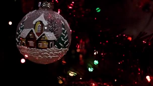 Rotation Lente Jouet Noël Sur Une Branche Pin Décoré Façon — Video