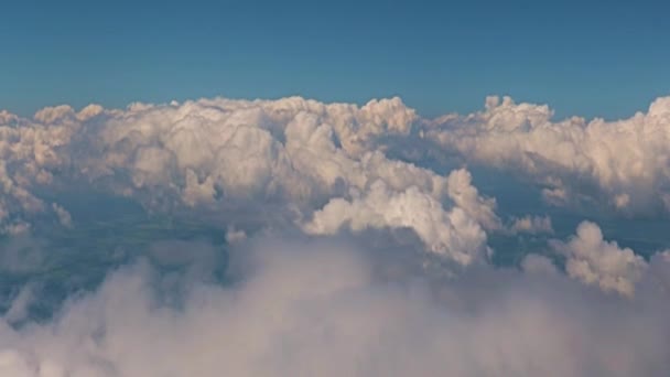 Вид Красивий Хмарний Небо Краєвид Вікна Літака — стокове відео