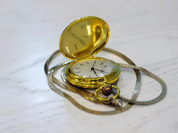 Hermoso Reloj Bolsillo Antiguo Una Caja Oro Como Medio Medir — Foto de Stock