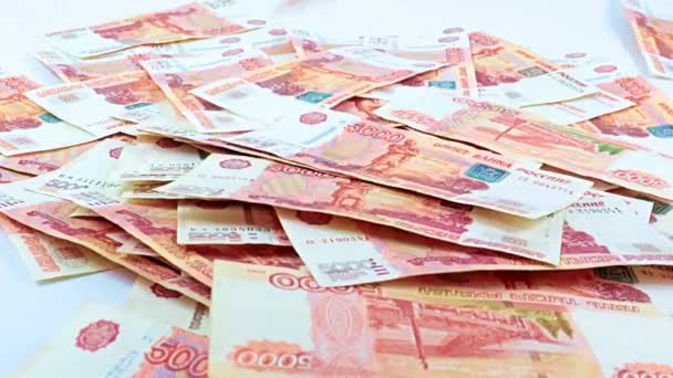 Chute Calme Cinq Mille Billets Roubles Russes Dans Tas Financier — Video