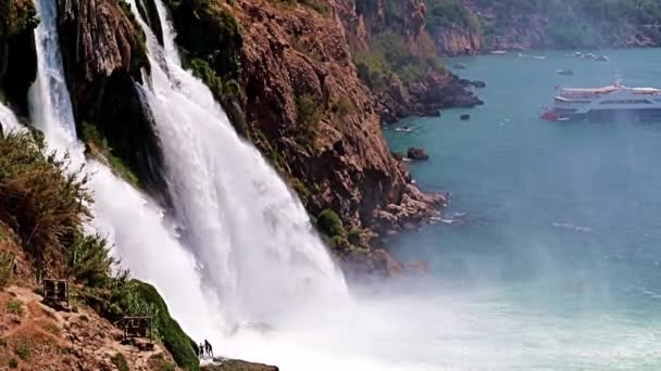Belo Fluxo Rápido Cachoeira Duden Superior Área Residencial Lara Antalya — Vídeo de Stock