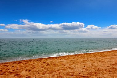 Aktif eğlence için güzel kumlu sahil