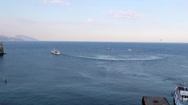 Belas Águas Mar Negro Perto Cidade Yalta República Crimeia — Vídeo de Stock