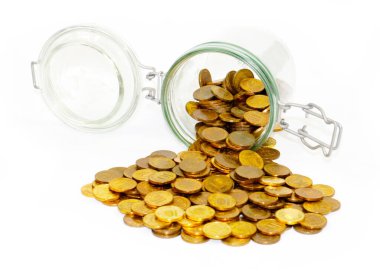 İçinde bir avuç Rus rublesi olan cam bir kavanoz. Dilenci zenginliğinin sembolü olarak.