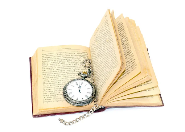 Reloj Bolsillo Vintage Encuentra Las Páginas Libro Abierto — Foto de Stock