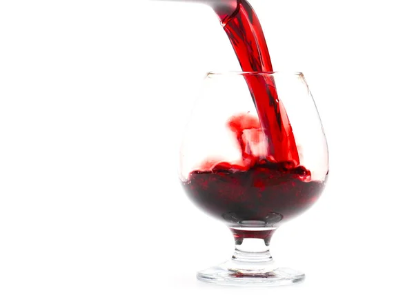 Rött Vin Gör Vågor När Det Hälls Ett Glas — Stockfoto