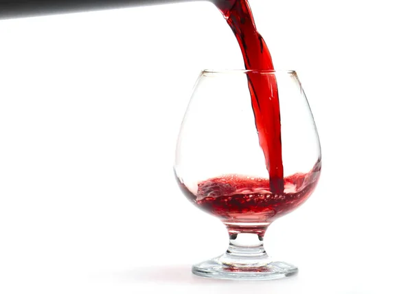 Vin Rouge Fait Des Vagues Lorsqu Est Versé Dans Verre — Photo