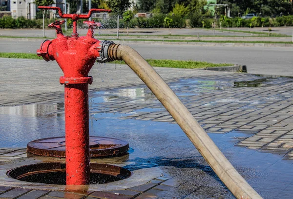 Fire hydrant — Stock Photo, Image