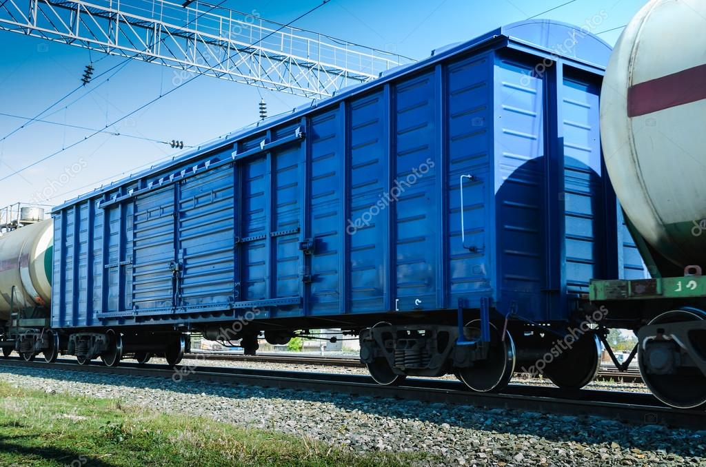 Rail freight wagon Stock Photo by ©begemot_30 32259217