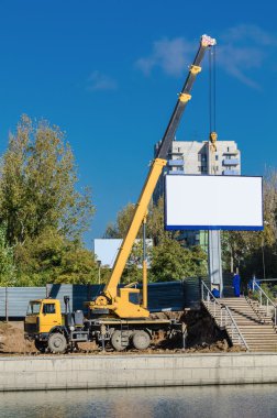 Vinç ve billboard