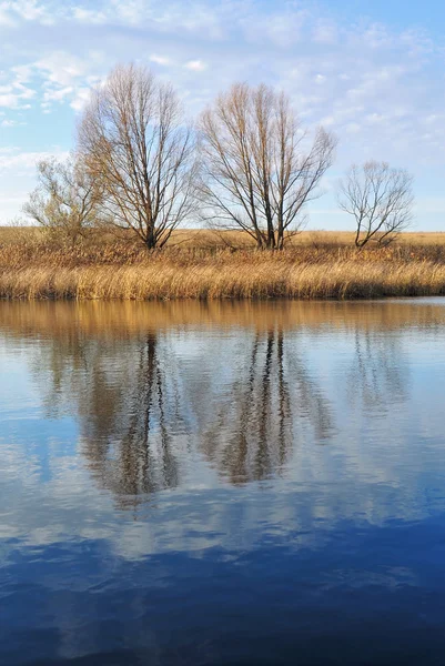 Herbstliche Landschaft — Stockfoto