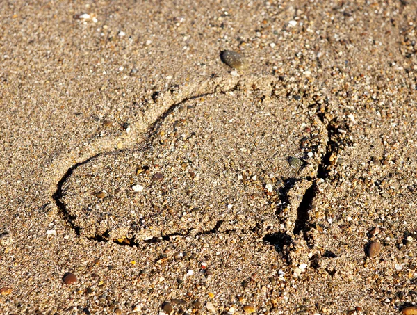 Heart in sand on the beach — Stock Photo, Image