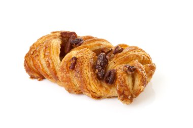 fındık ile süslü puf böreği