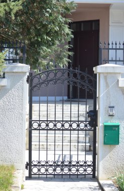 Kapı
