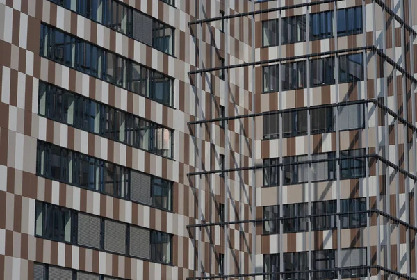 Colorida Fachada Moderno Edificio Oficinas Negocios — Foto de Stock