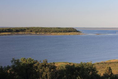 Bock Adası Baltık Denizi 'nde Hiddensee adasının güneybatısında ve Zingst yarımadasının doğusunda yer alır.