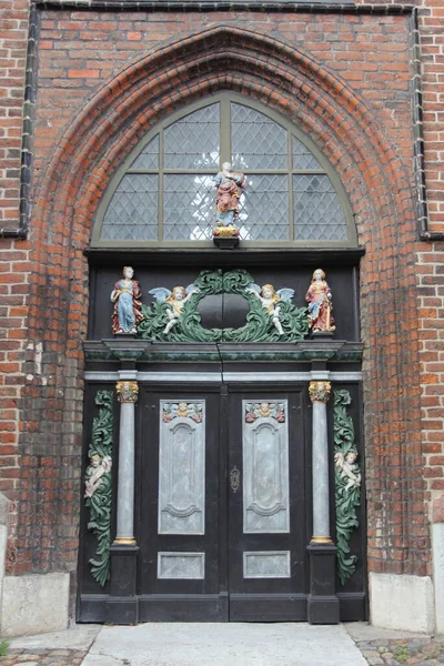 Aufwendig Dekorierter Eingang Zur Stralsunder Nikolaikirche — Stockfoto