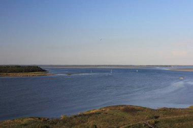 Bock Adası Baltık Denizi 'nde Hiddensee adasının güneybatısında ve Zingst yarımadasının doğusunda yer alır.