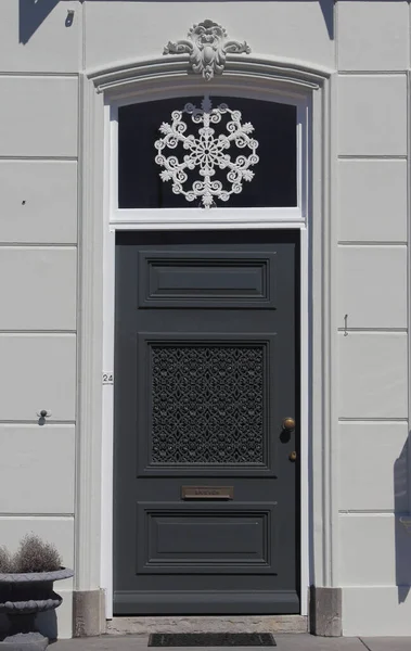 Old Beautifully Decorated Front Door Black White — Stock Photo, Image