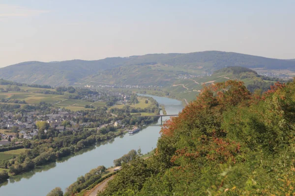 Moselle Völgy Bernkastel Kues Közelében Muelheim Lieser Városokkal Háttérben — Stock Fotó