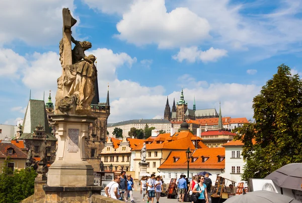 Prague, Cseh Köztársaság, Szent vitus-székesegyház. — Stock Fotó