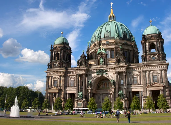 Dôme de la cathédrale de Berlin Photos De Stock Libres De Droits