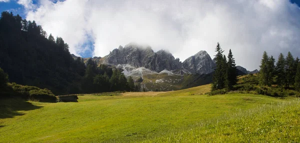 Νότια Tyrolean Άλπεις Φθινόπωρο Κοντά Στο Vipiteno — Φωτογραφία Αρχείου