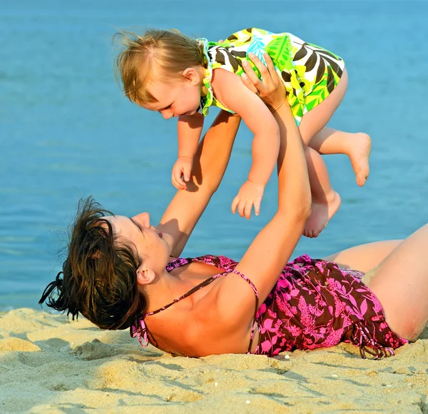 Mother and daughter — Stock Photo, Image