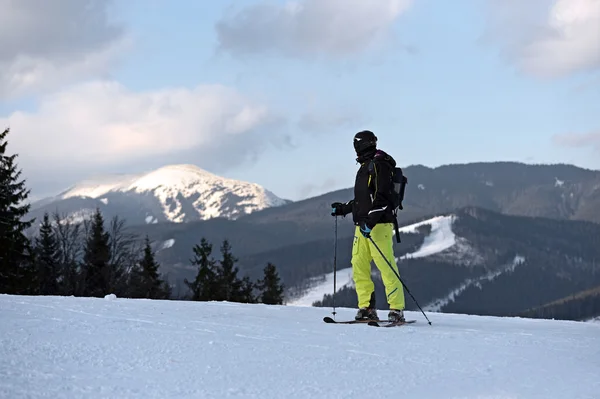 Skier — Stock Photo, Image