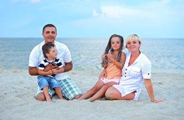 Mutlu aile