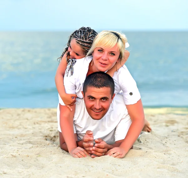 Gelukkige familie — Stockfoto