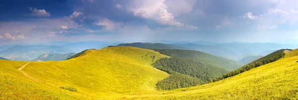 Mountain scenery — Stock Photo, Image