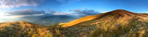 Dağ manzarası — Stok fotoğraf