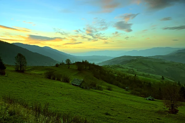 Hoskhod sun in the mountains — Stock Photo, Image