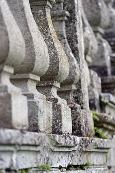 Ringhiera in pietra nel Castello di Pidhirtsi — Foto Stock