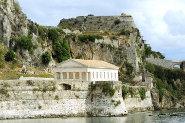 Antik Yunan tapınağı, Korfu