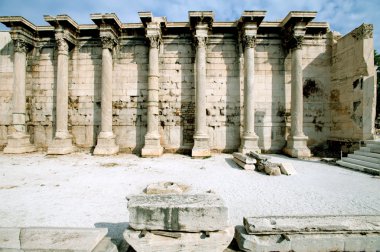 hadrian, Atina, Yunanistan'ın eski Kütüphanesi