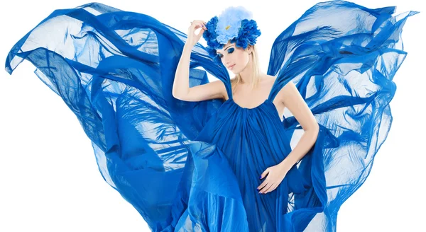 Kobieta kwiatowy niebieski ukoronować, sukienka, flutterin i macha jak winfs — Zdjęcie stockowe