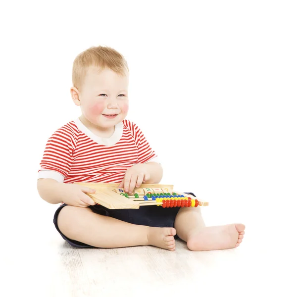 Ragazzo bambino felice con abaco, intelligente lezione di studio bambino, concetto di sviluppo dell'istruzione — Foto Stock