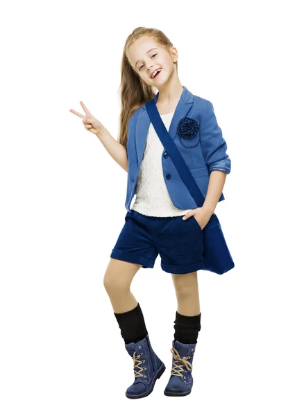 Estudante de uniforme mostrando sinal de vitória. Estudante menina da escola isolado fundo branco — Fotografia de Stock