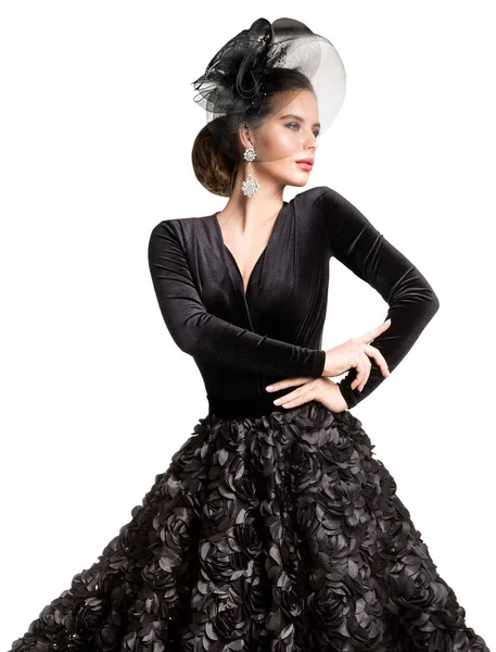 Elegancka Kobieta Czarnej Sukience Kapeluszu Welonem Glamour Staromodny Portret Modelki — Zdjęcie stockowe