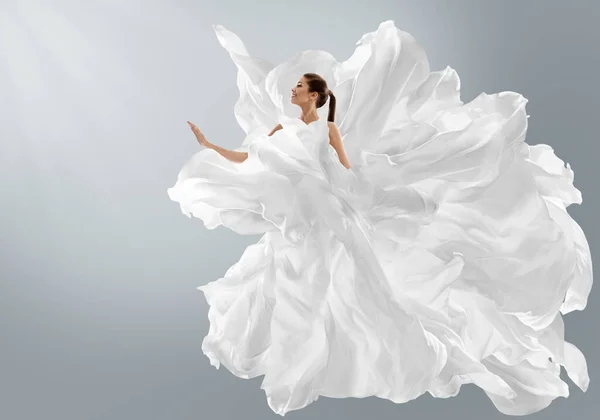 Fashion Model Creative Pure White Dress Cloud Woman Long Silk — Stock Photo, Image