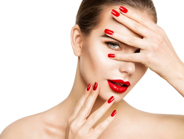 Beauty Model Make Red Nail Polish Vrouw Gezicht Huidverzorging Cosmetica — Stockfoto