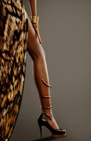 Sexy Leg High Heels Shoes Golden Dress Black Skin Model — Stock Photo, Image