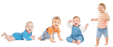 White 'a karşı bebek grubu. Bebek Geliştirme Evresi. İlk yıl için Bebek Geliştirme Kilometre Taşları. Mutlu Çocuklar Bebek ve Bebek emekliyor, oturuyor, yürüyor