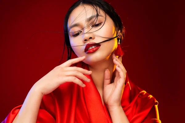 Asian Beauty Model Red Lipstick Make Fashion Chinese Woman Portrait — Zdjęcie stockowe