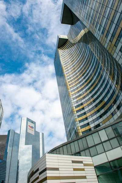 Famous Skyscrapers Defense Including Total Headquarters Eqho Tower — Stock fotografie