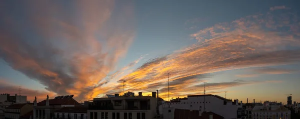 Sun Rising Rooftops Madrid — Stockfoto